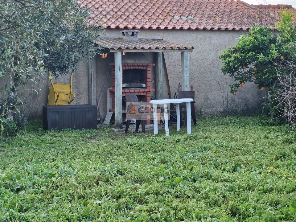 Moradia T1 para Venda em Santa Barbara de Padrões Foto 13