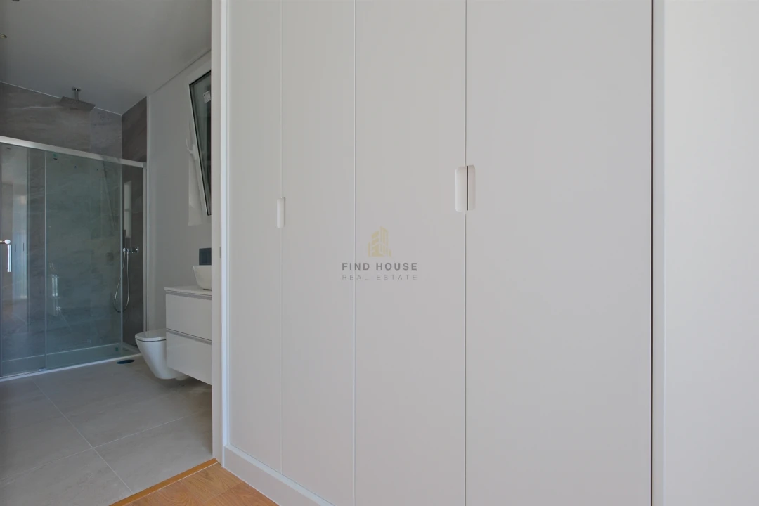 Moradia T3 para Venda em Alcabideche Foto 26