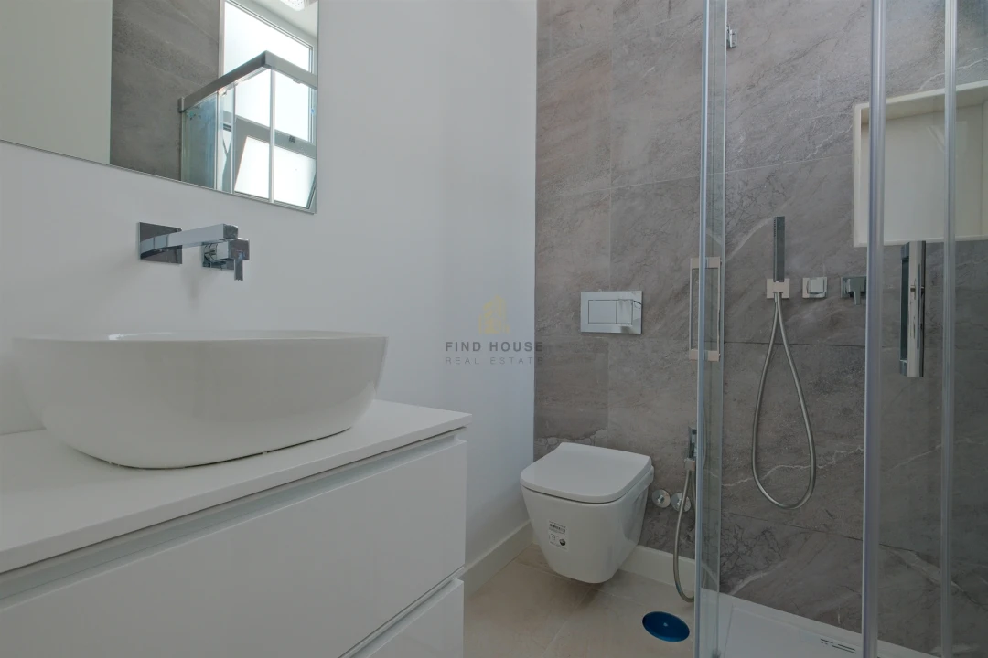 Moradia T3 para Venda em Alcabideche Foto 21