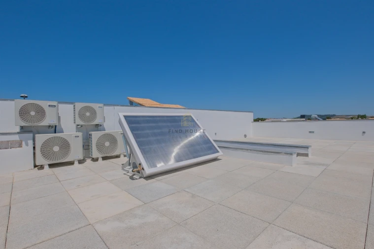 Moradia T3 para Venda em Alcabideche Foto 30