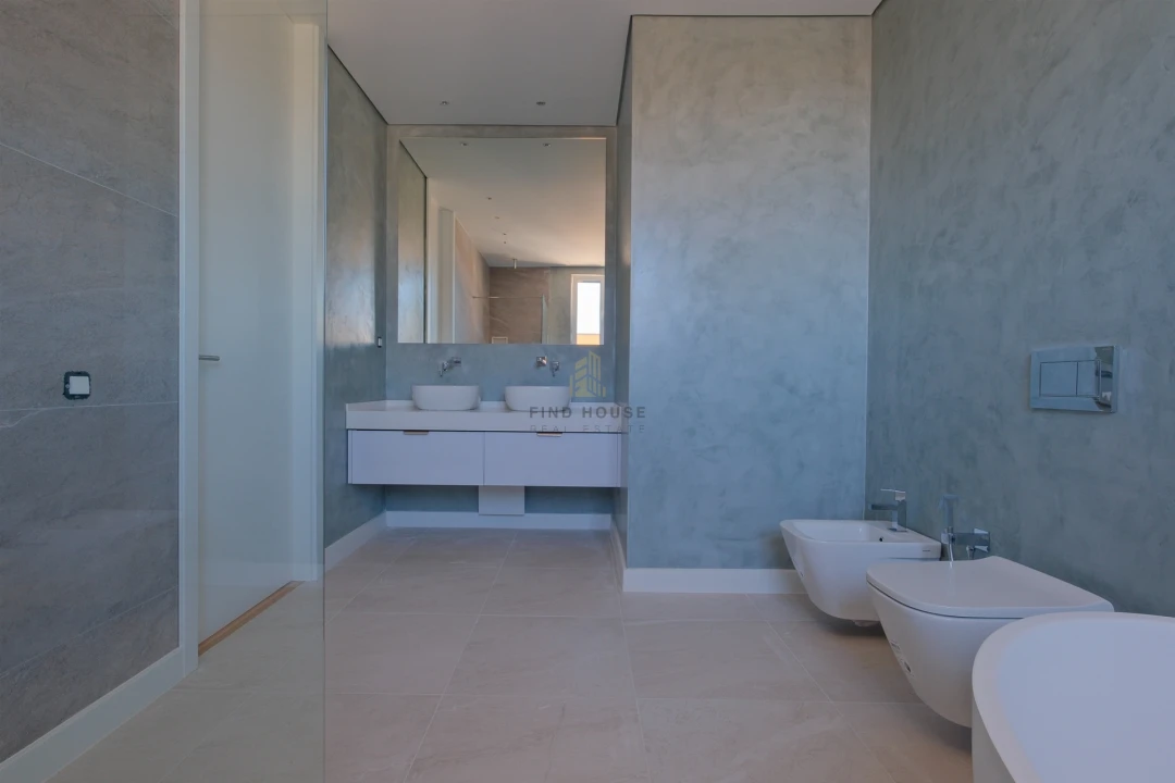 Moradia T3 para Venda em Alcabideche Foto 18