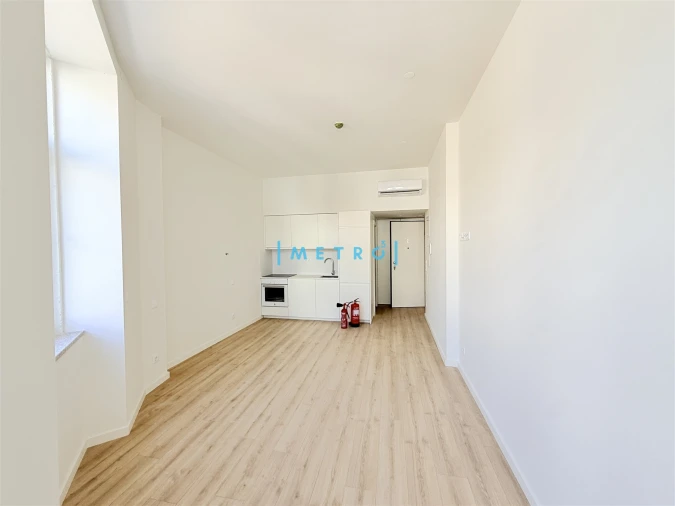 Apartamento T0 para Venda em Paranhos Foto 6