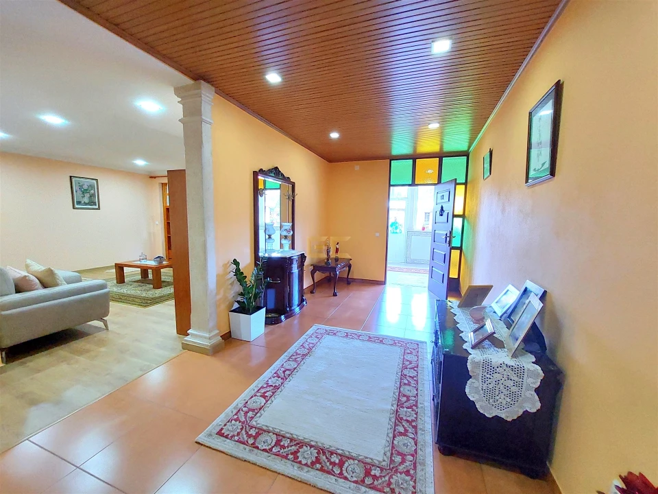 Prédio para Venda em Carriço Foto 5