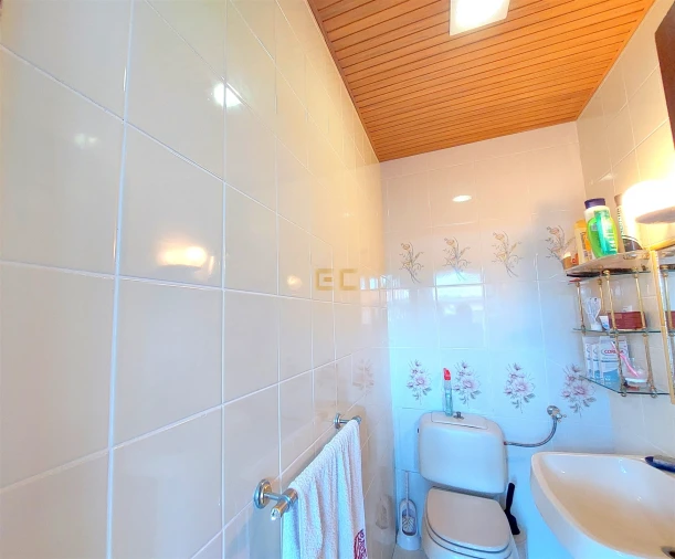 Prédio para Venda em Carriço Foto 17