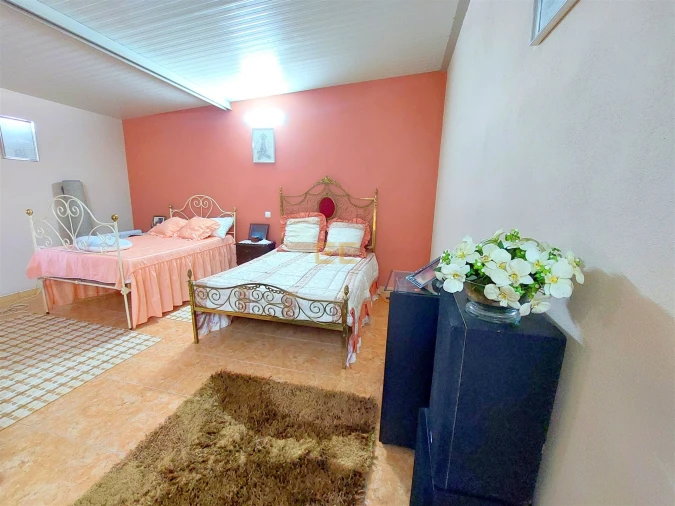 Prédio para Venda em Carriço Foto 19