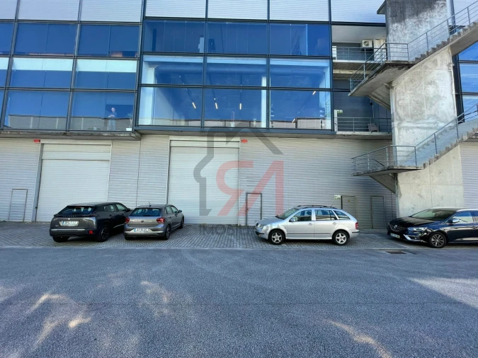 Armazém para Venda em Frazão Arreigada Foto 4