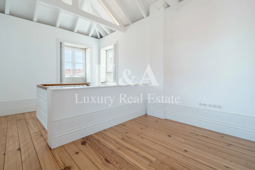 Moradia T5 para Venda em Aldoar, Foz do Douro e Nevogilde Foto 7