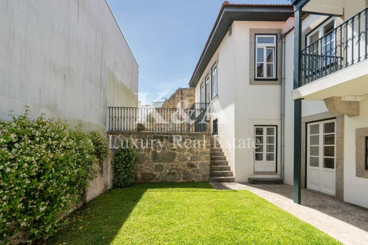 Moradia T5 para Venda em Aldoar, Foz do Douro e Nevogilde Foto 11