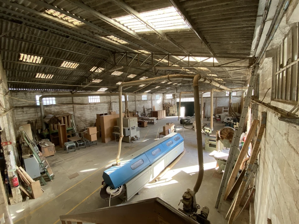 Armazém para Venda em Regueira de Pontes Foto 18