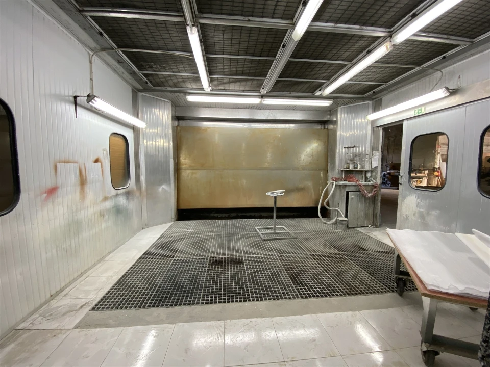 Armazém para Venda em Regueira de Pontes Foto 11