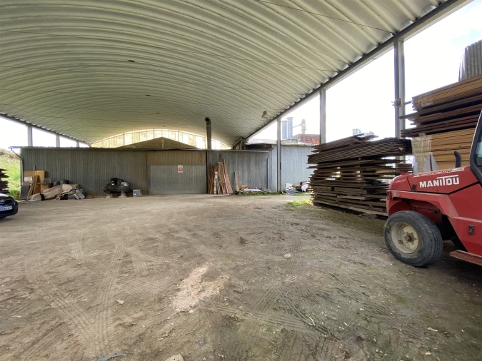 Armazém para Venda em Regueira de Pontes Foto 8