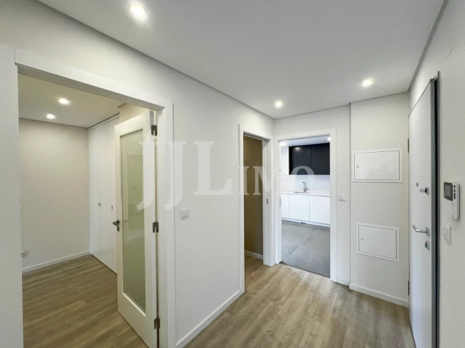 Apartamento T3 para Venda em Carcavelos e Parede Foto 15