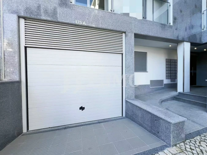 Apartamento T3 para Venda em Carcavelos e Parede Foto 4