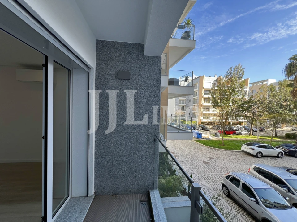 Apartamento T3 para Venda em Carcavelos e Parede Foto 34