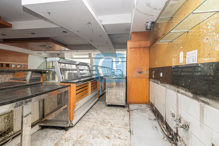 Loja para Venda em Mafamude e Vilar do Paraíso Foto 9