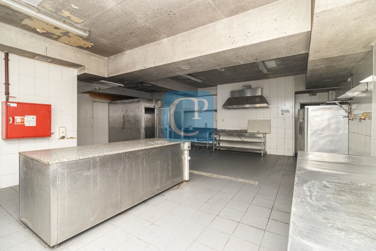 Loja para Venda em Mafamude e Vilar do Paraíso Foto 17