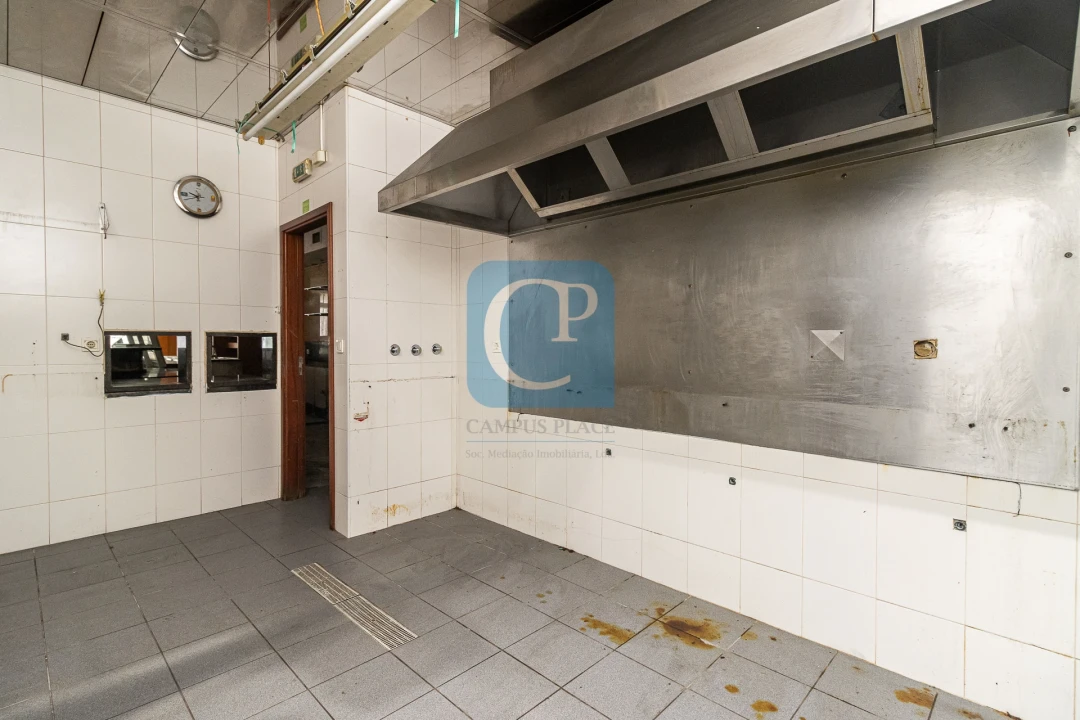 Loja para Venda em Mafamude e Vilar do Paraíso Foto 18