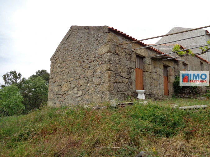 Moradia T1 para Venda em Teixoso e Sarzedo Foto 3