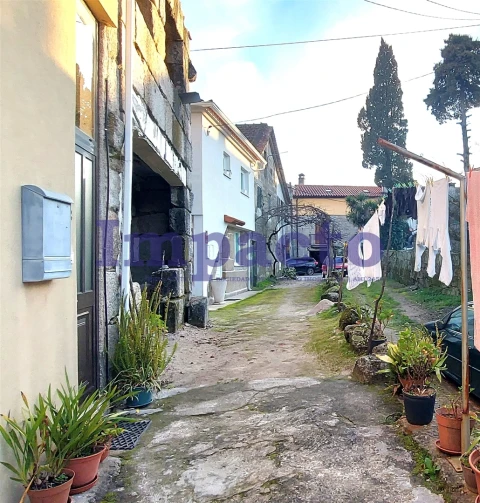 Moradia T0 para Venda em Silgueiros