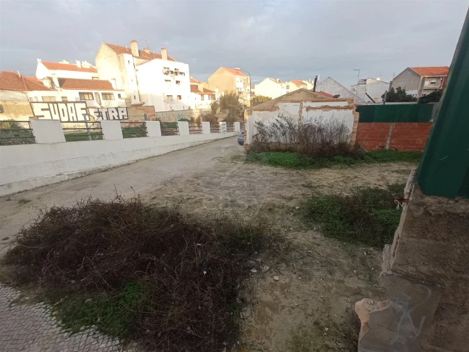 Terreno para Venda em Baixa da Banheira e Vale da Amoreira Foto 9