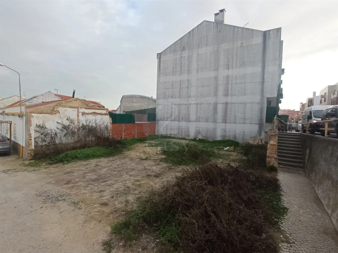 Terreno para Venda em Baixa da Banheira e Vale da Amoreira Foto 5