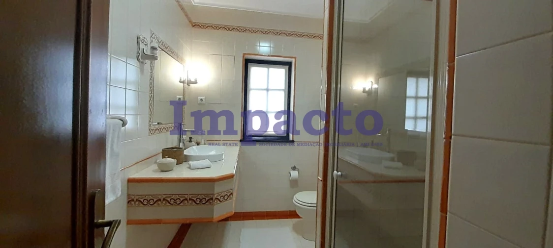 Moradia T3 para Venda em Milheiros de Poiares Foto 19