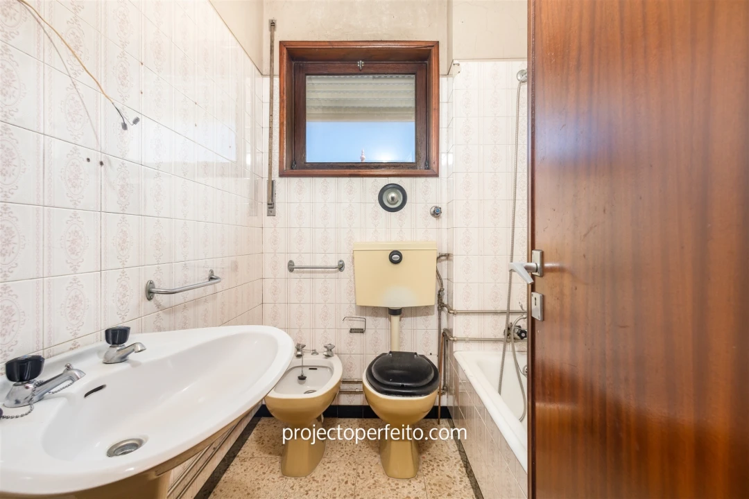 Prédio para Venda em Espinho Foto 15