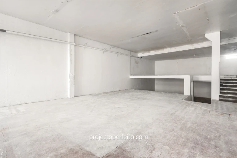 Prédio para Venda em Espinho Foto 19