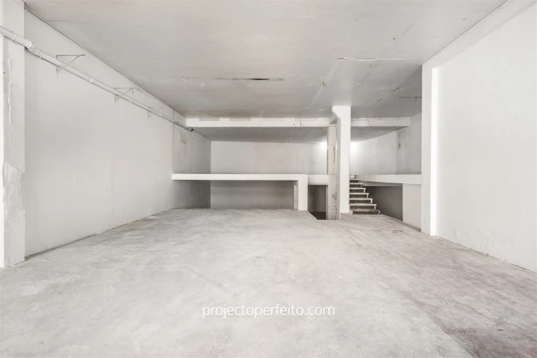 Prédio para Venda em Espinho Foto 22