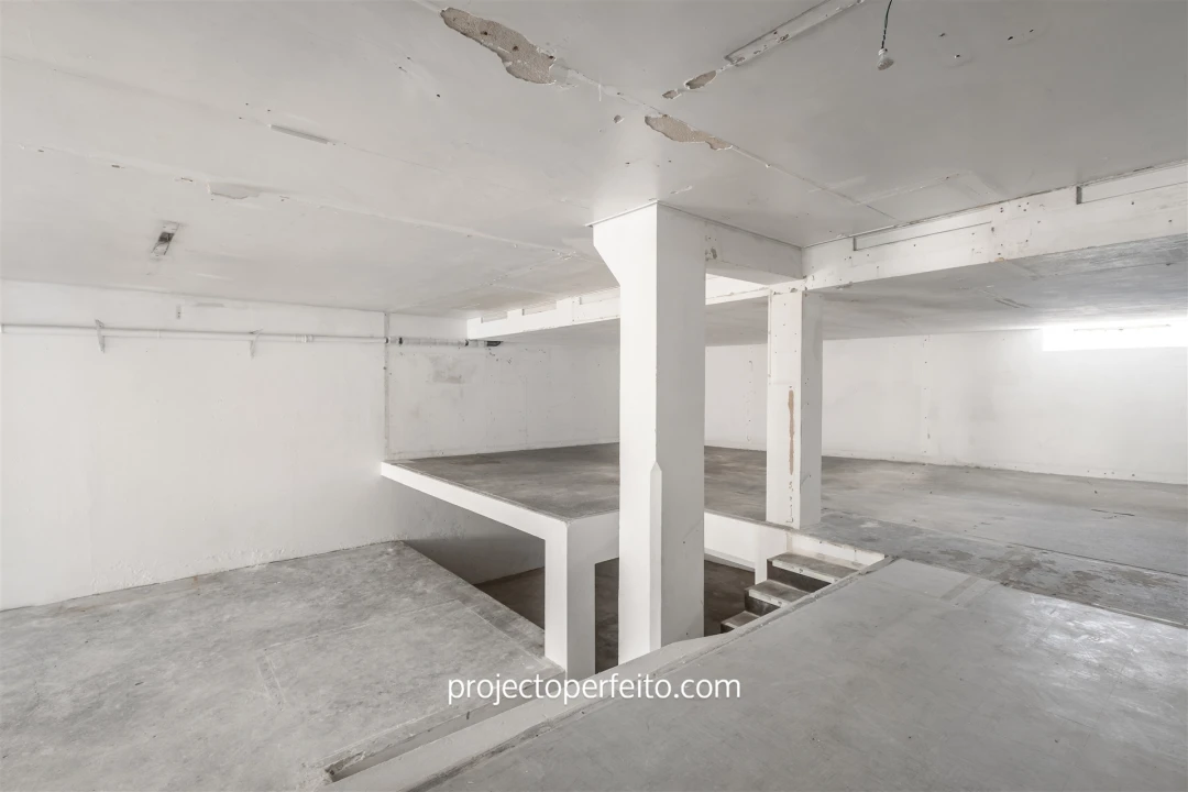 Prédio para Venda em Espinho Foto 18