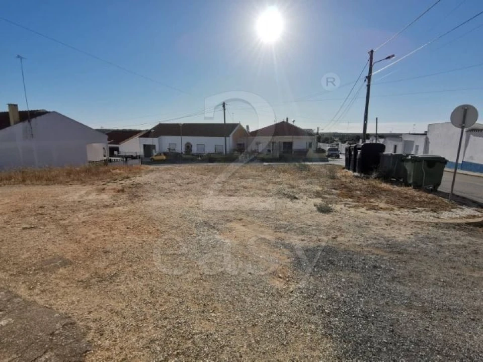 Terreno para Venda em Alvalade Foto 5