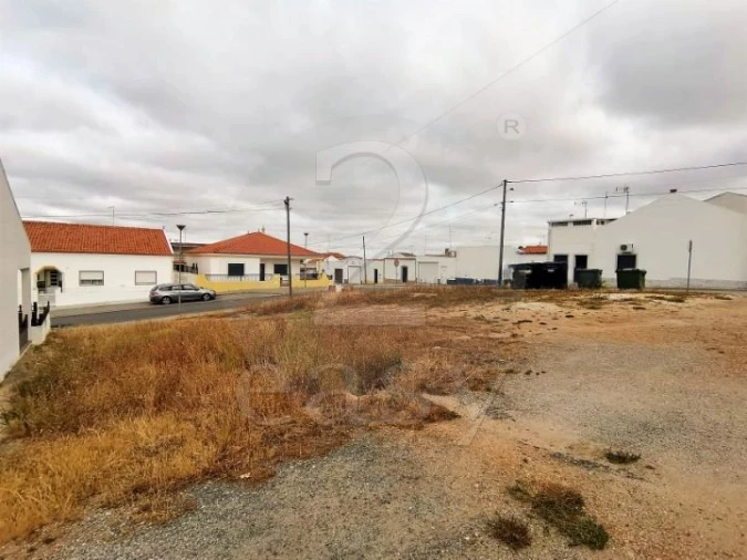 Terreno para Venda em Alvalade Foto 9