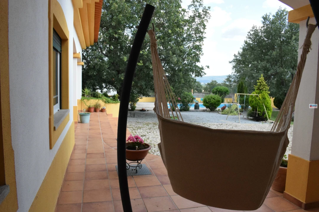 Moradia T4 para Venda em Alcaria Foto 25