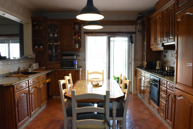 Moradia T4 para Venda em Alcaria Foto 27