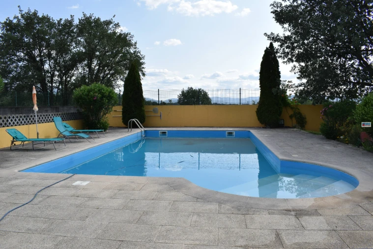 Moradia T4 para Venda em Alcaria Foto 14