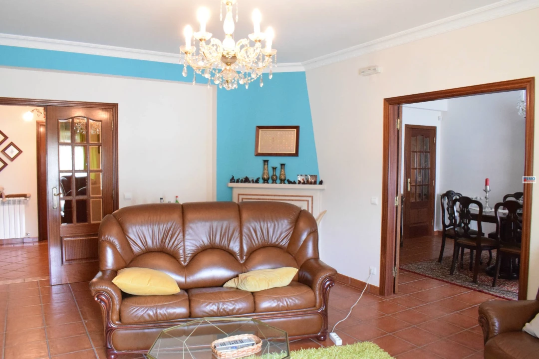 Moradia T4 para Venda em Alcaria Foto 34