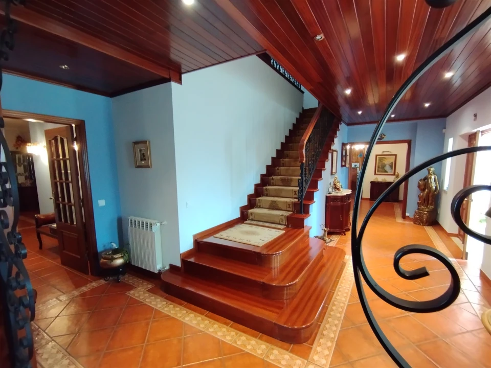 Moradia T4 para Venda em Alcaria Foto 44