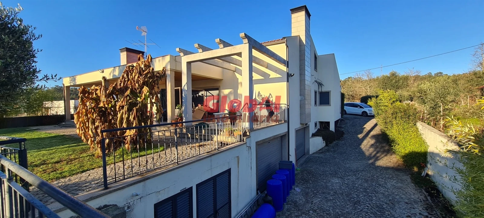 Moradia T5 para Venda em Couto de Baixo e Couto de Cima Foto 2