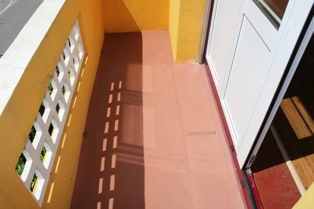 Apartamento T5 para Arrendamento em Santo Antonio dos Olivais Foto 10