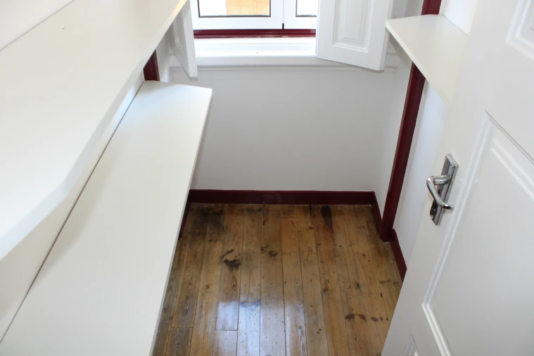 Apartamento T5 para Arrendamento em Santo Antonio dos Olivais Foto 5