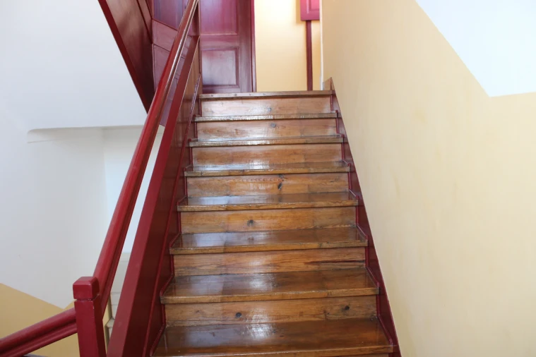 Apartamento T5 para Arrendamento em Santo Antonio dos Olivais Foto 19