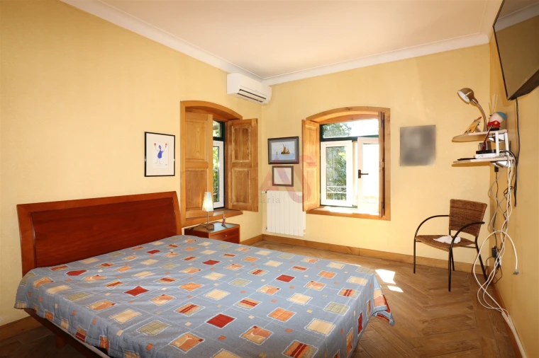 Moradia T4 para Venda em Infias Foto 31