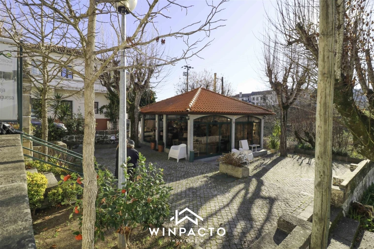 Negócio para Venda em Canas de Senhorim Foto 16