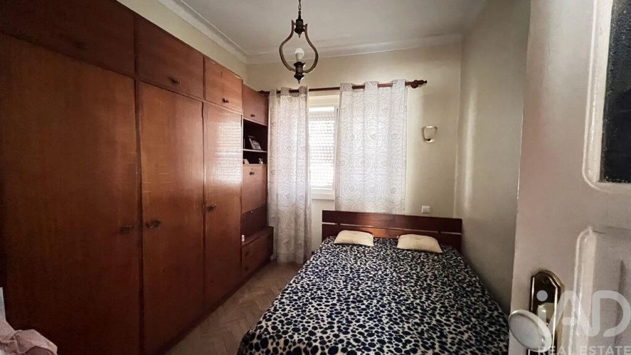 Apartamento T2 para Venda em Almada, Cova da Piedade, Pragal e Cacilhas Foto 8