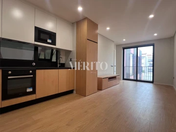 Apartamento T3 para Venda em São Vicente (Braga)