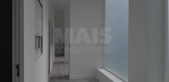 Loja para Venda em Alto do Seixalinho, Santo André e Verderena
