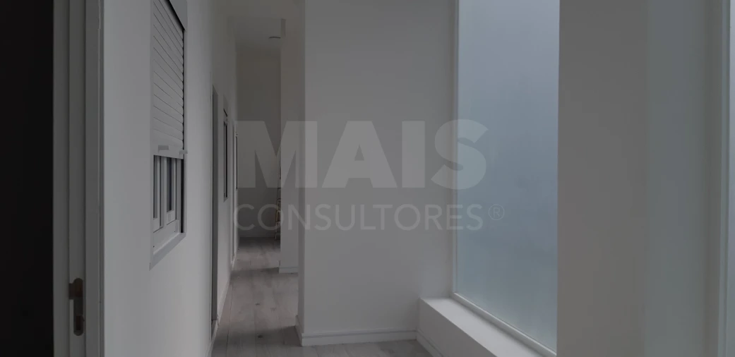Loja para Venda em Alto do Seixalinho, Santo André e Verderena Foto 8