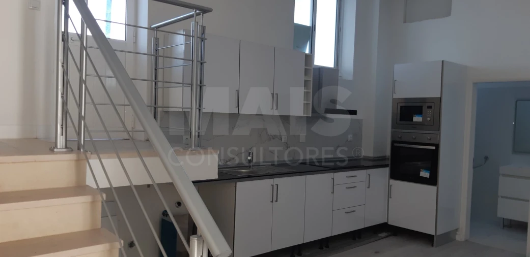 Loja para Venda em Alto do Seixalinho, Santo André e Verderena Foto 3