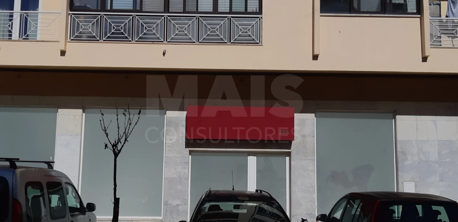 Loja para Venda em Alto do Seixalinho, Santo André e Verderena Foto 2