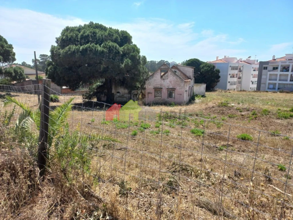 Terreno para Venda em Caparica e Trafaria Foto 11